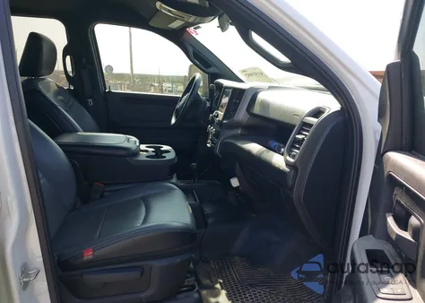 2024 Ram 2500 Tradesman 4X4 6'4 Box из США, поврежденный, VIN 3C6UR5CL4RG278524